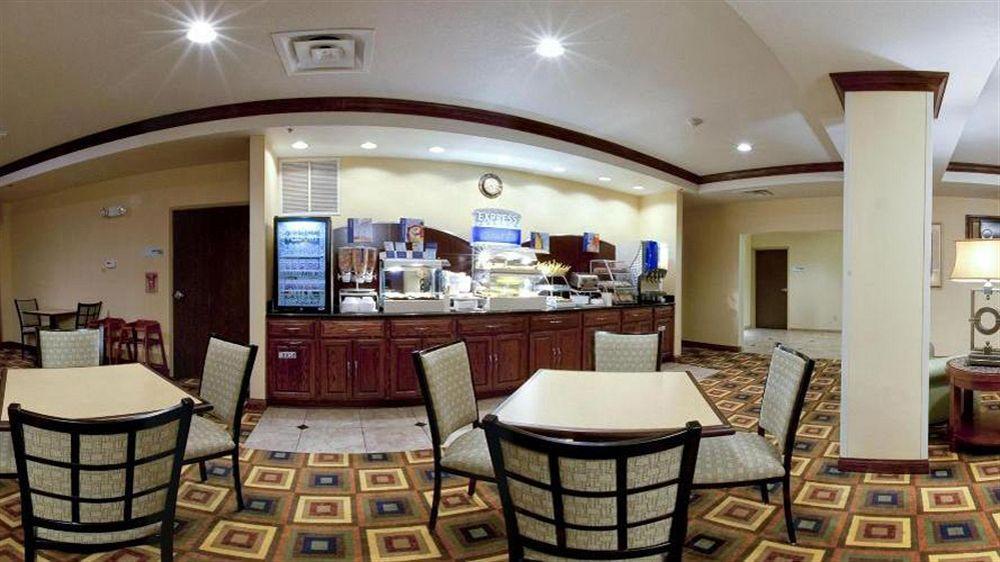 Holiday Inn Express Childress By Ihg Eksteriør bilde