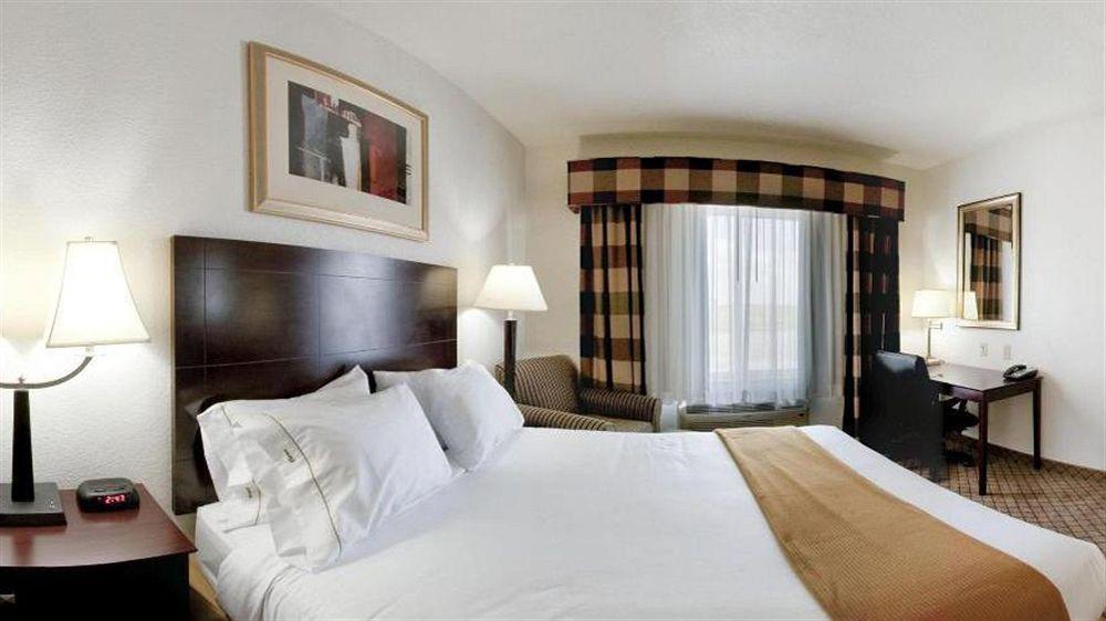 Holiday Inn Express Childress By Ihg Eksteriør bilde