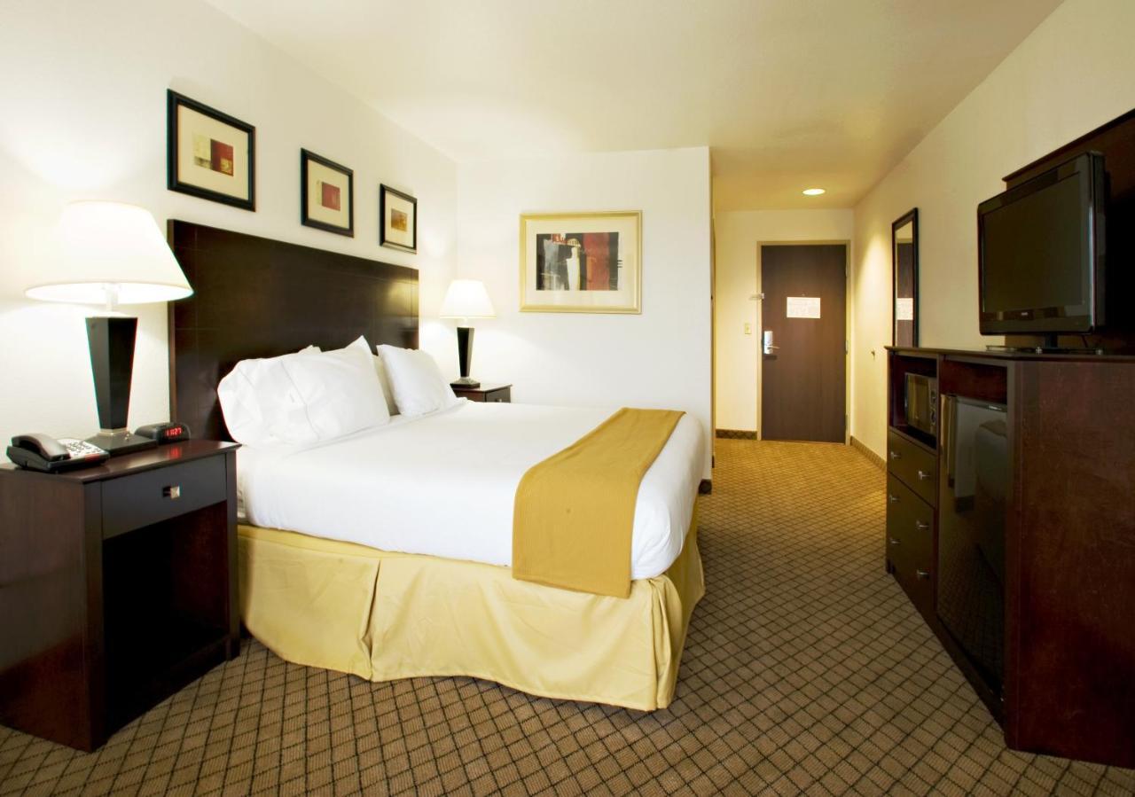 Holiday Inn Express Childress By Ihg Eksteriør bilde